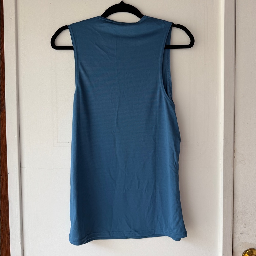 Gymshark Men’s Blue Athletic Workout Tank Top Small NWT - Picture 4 of 4